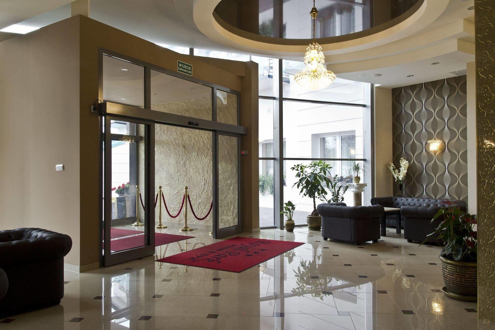 Hotell Royal Park & 3*